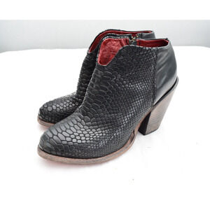 Freebird Detroit Snakeskin Boot Sz 9 Women’s Black Ankle Bootie Side Zip